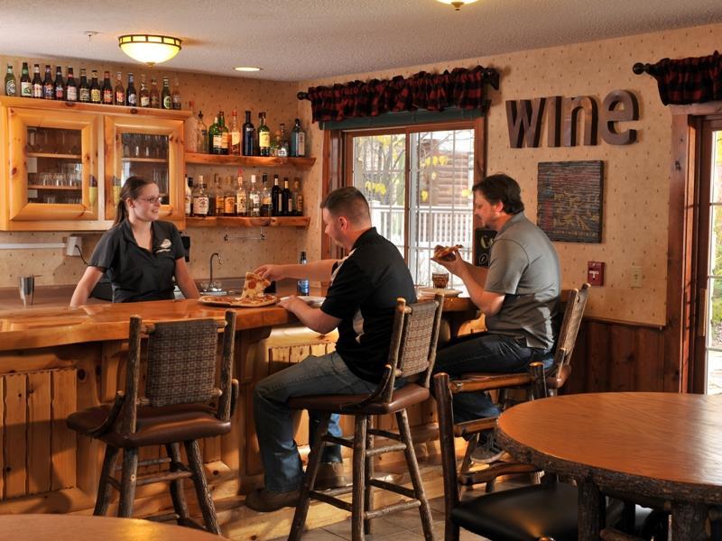 Cedar Creek Hotel Wausau - Rothschild Restaurant photo