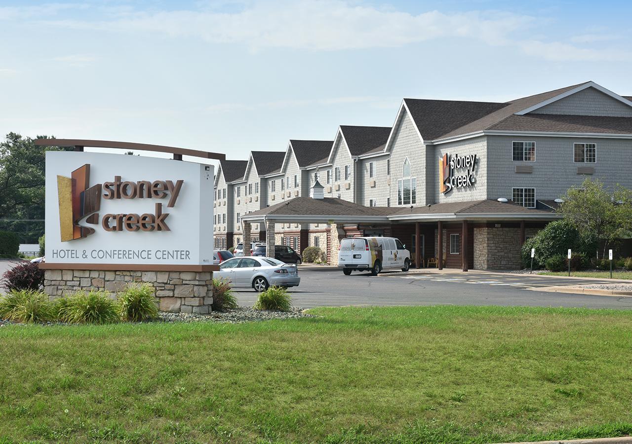 Cedar Creek Hotel Wausau - Rothschild Exterior photo